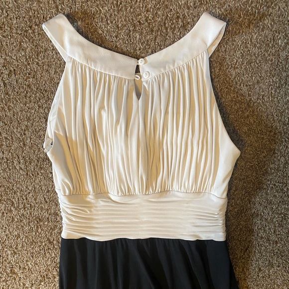 Black & white Sangria women’s formal dress - Picture 7 of 7